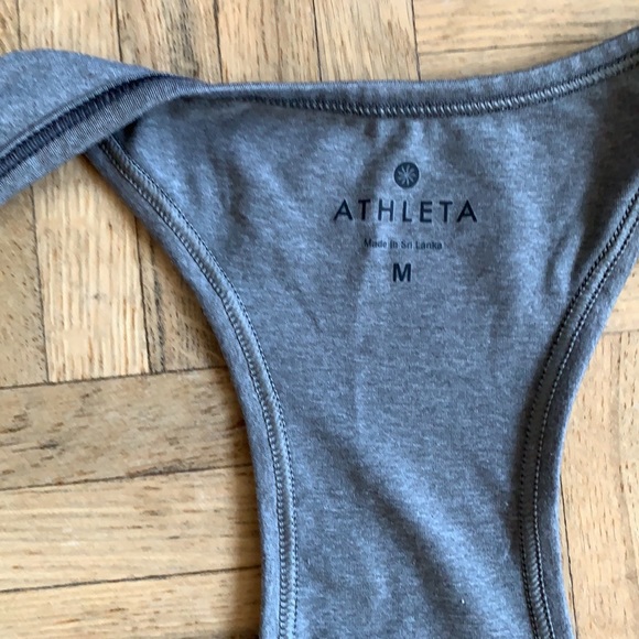 Athleta workout Top - Picture 4 of 5